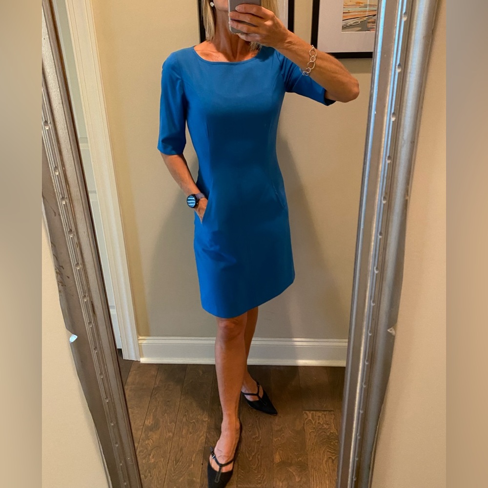 Tahari Sleek Blue Dress with Pockets!